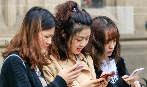 Students using phones